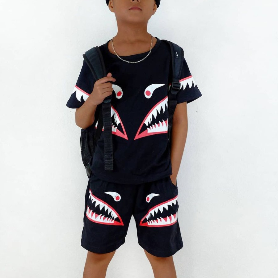 

LW COTTON Boy Street O Neck Fish Teeth Print Black Two Piece Shorts Set