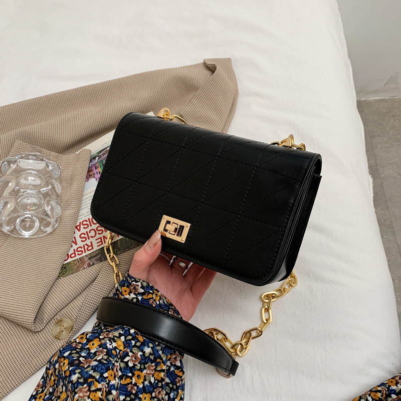 

Lovely Casual Chain Strap Black Crossbody Bags