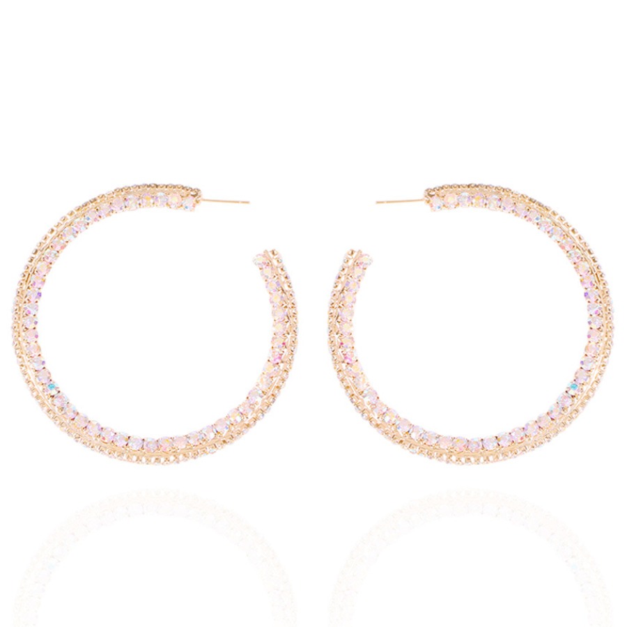 

Lovely Street O-shaped Gold Earring