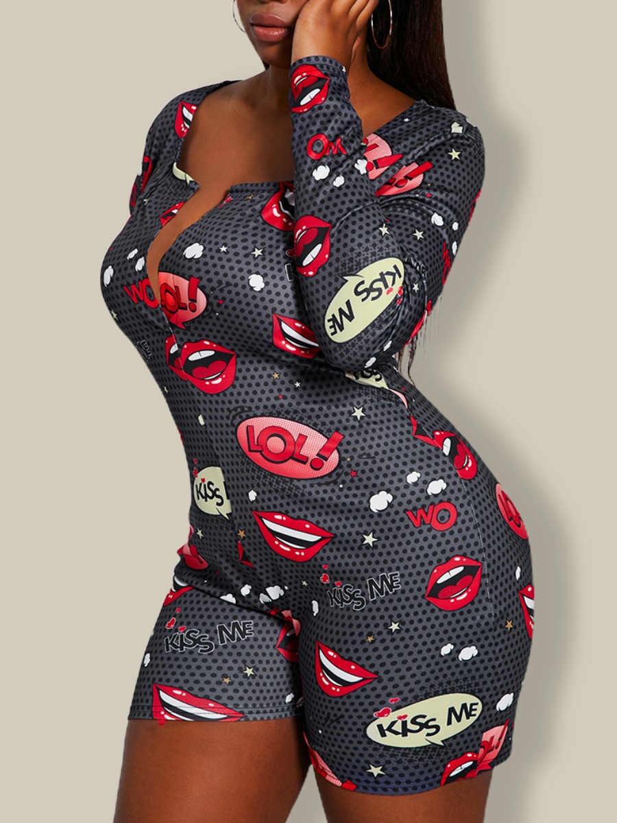 

Lovely Sweet Lip Letter Print Black Plus Size One-piece Romper