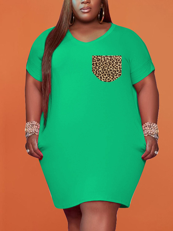 

Lovely Plus Size Casual V Neck Leopard Print Green Knee Length Dress