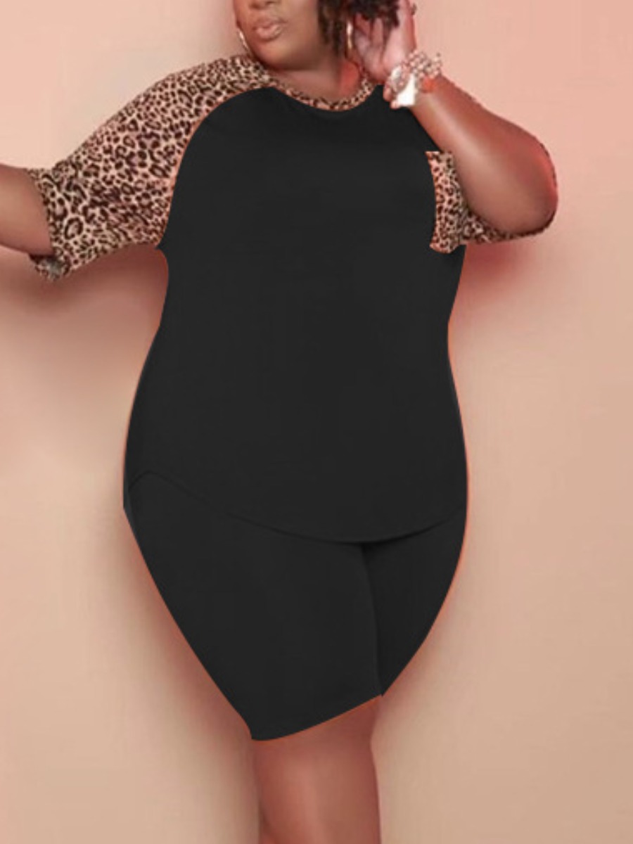 

Lovely Plus Size Casual O Neck Leopard Print Black Two-piece Shorts Set
