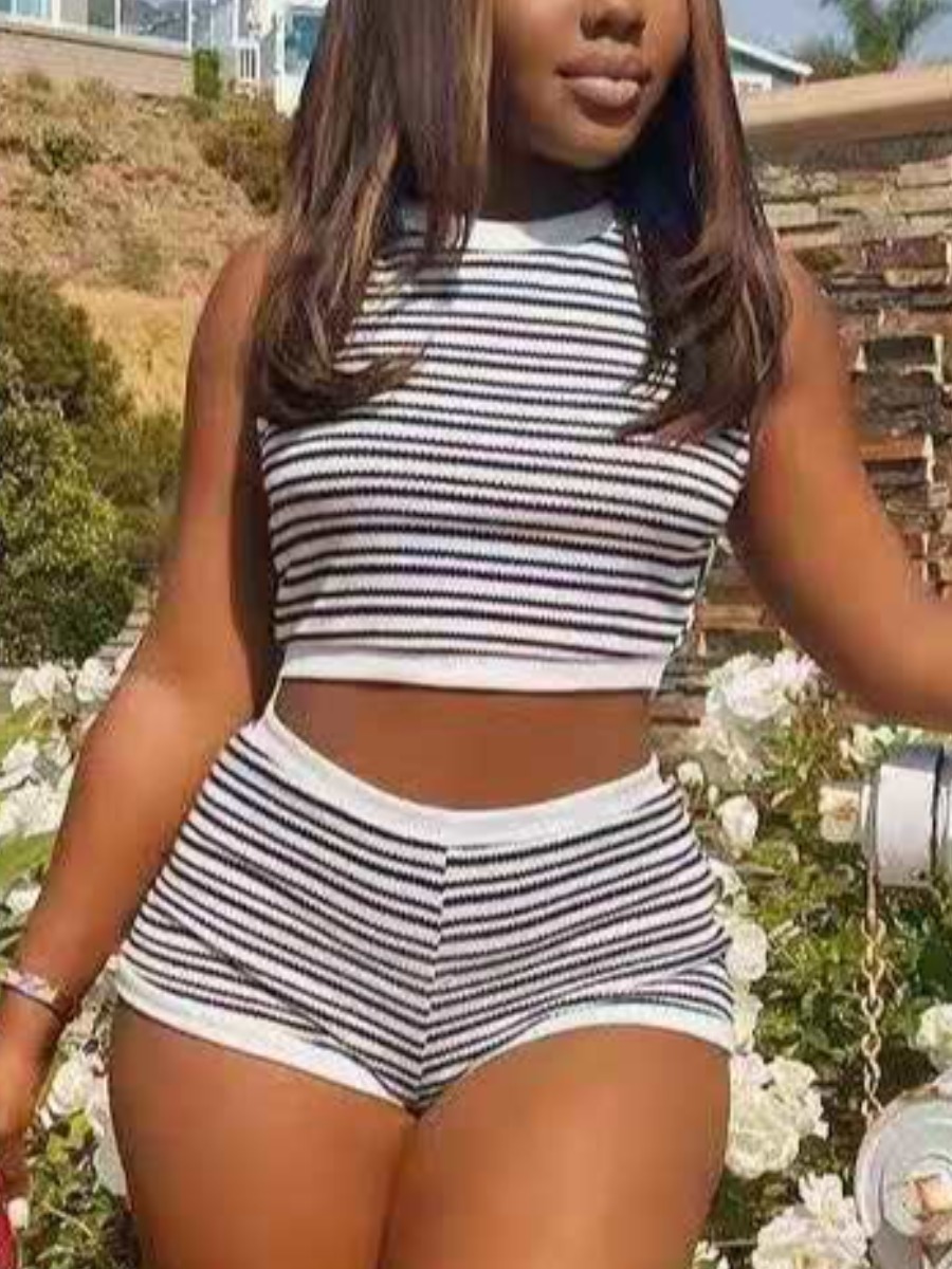 

Lovely Casual O Neck Striped White Two Piece Shorts Set