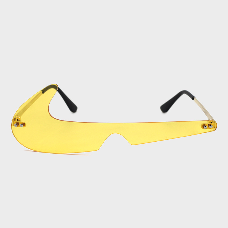 

Lovely Street Asymmetrical Yellow Sunglasses