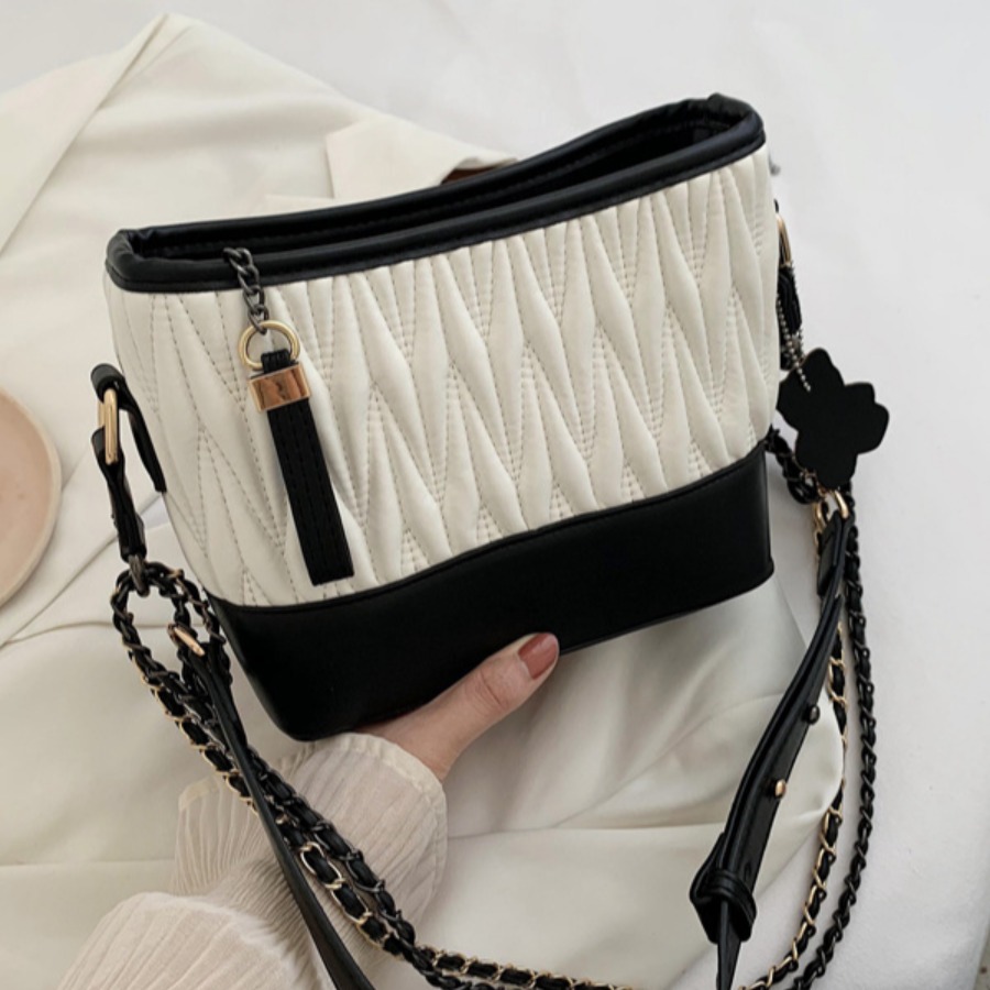

Lovely Casual Metal Accessories Decoration White Shoulder Bag