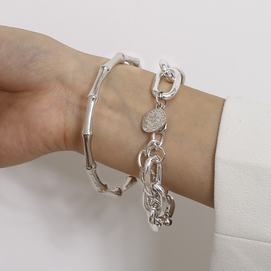 

LW Casual Coin Decoration Silver Bracelet