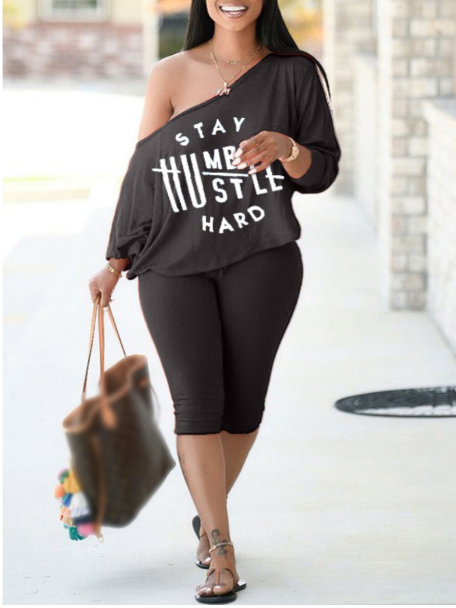 LovelyWholesale COTTON Plus Size Casual Batwing Sleeve Letter Print Black Two-piece Shorts Set Spring Long Sleeve Casual Basic Spring Summer 2024