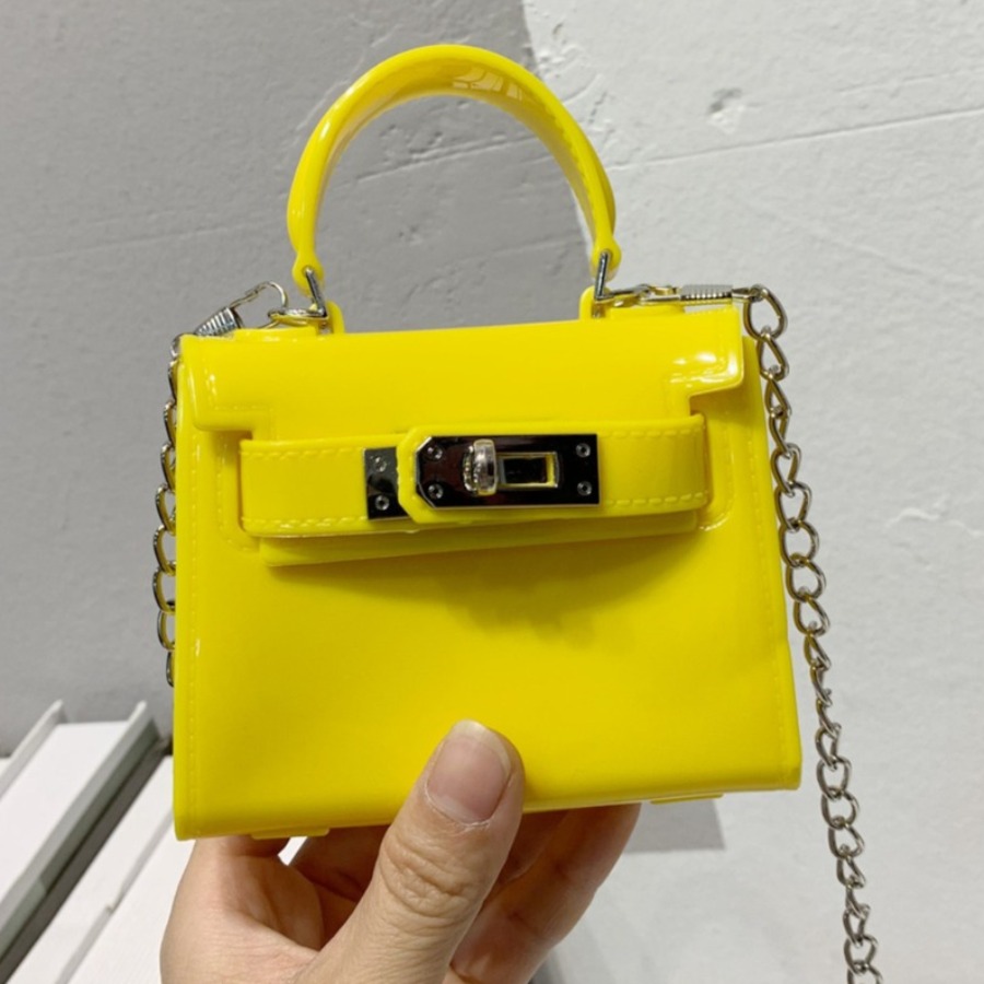

Lovely Casual Chain Strap Yellow Crossbody Bag