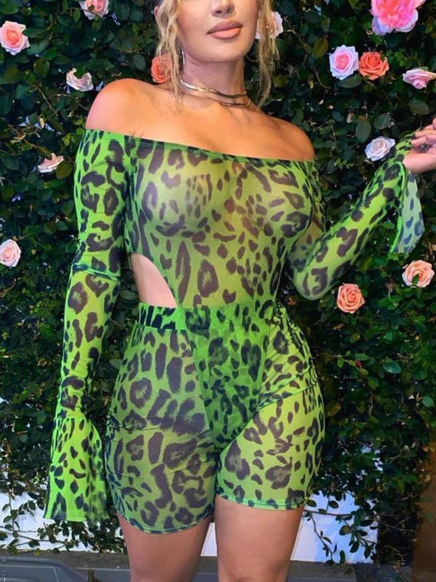 

LW SXY Leopard Print Hollow-out Green Two Piece Shorts Set