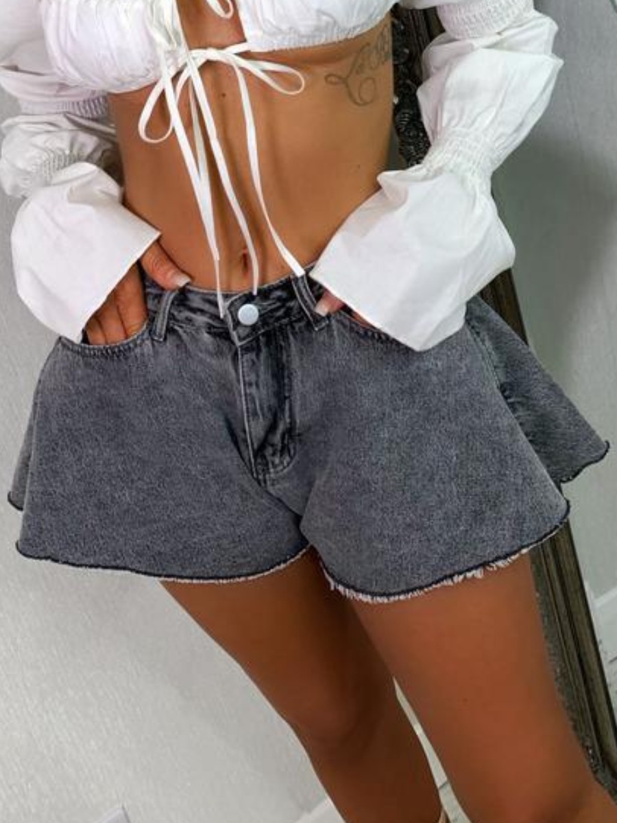 

Lovely Casual Raw Edge Flounce Design Grey Denim Shorts