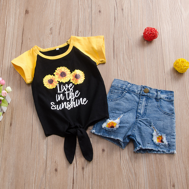 

Lovely Girl Casual Floral Print Ripped Black Two Piece Shorts Set