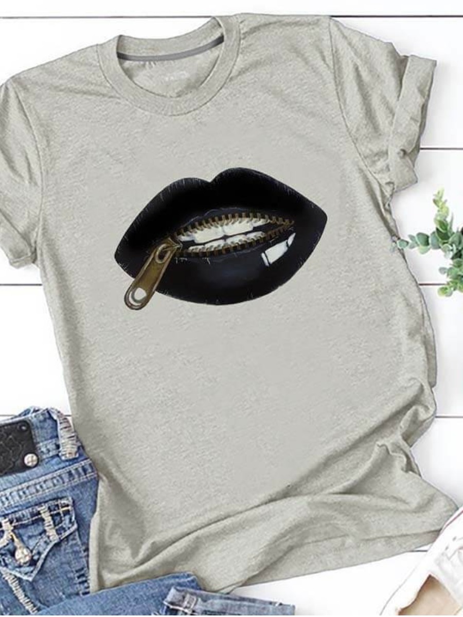 

Lovely Leisure Lip Print Grey T-shirt