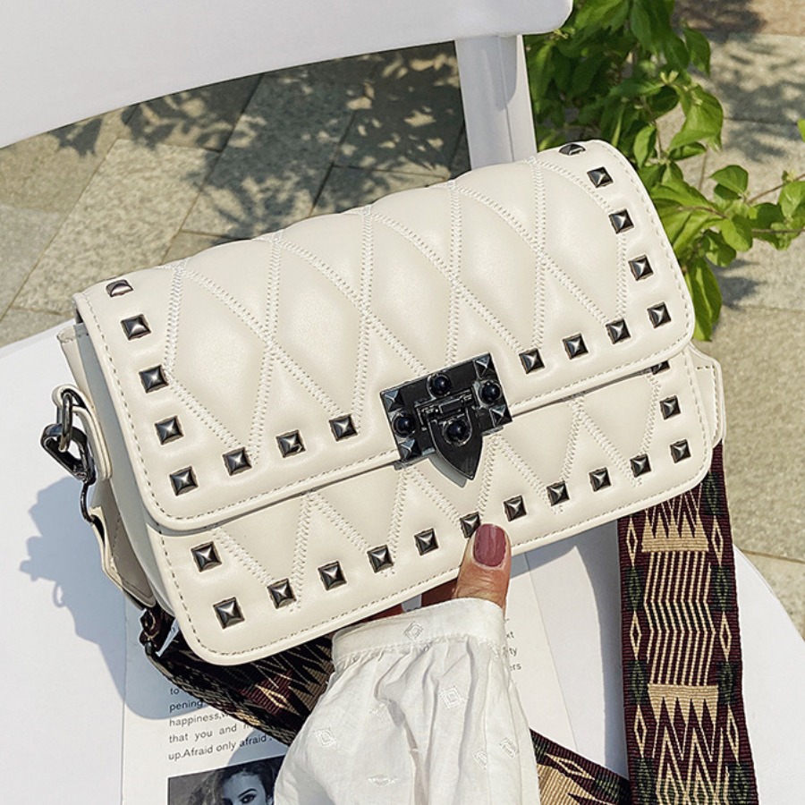 

Lovely Casual Rivet Decoration White Crossbody Bag
