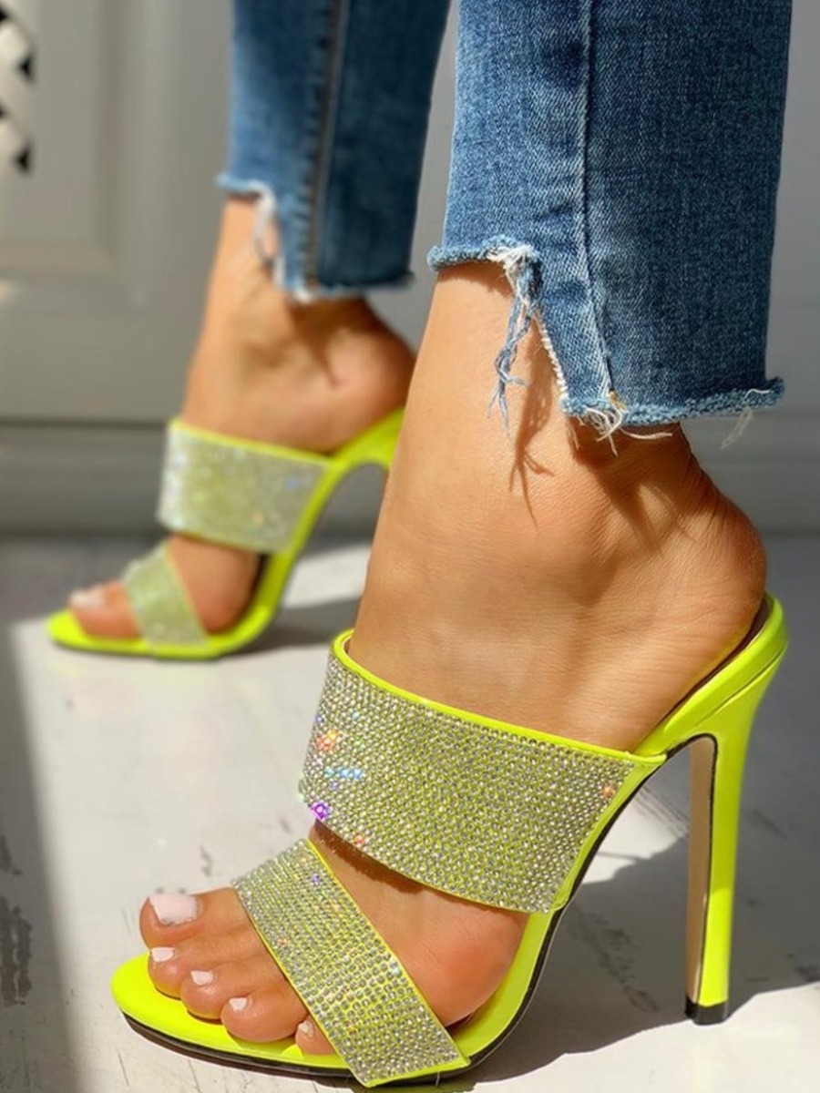 

Lovely Sexy Pearl Decoration Hollow-out Yellow Pumps