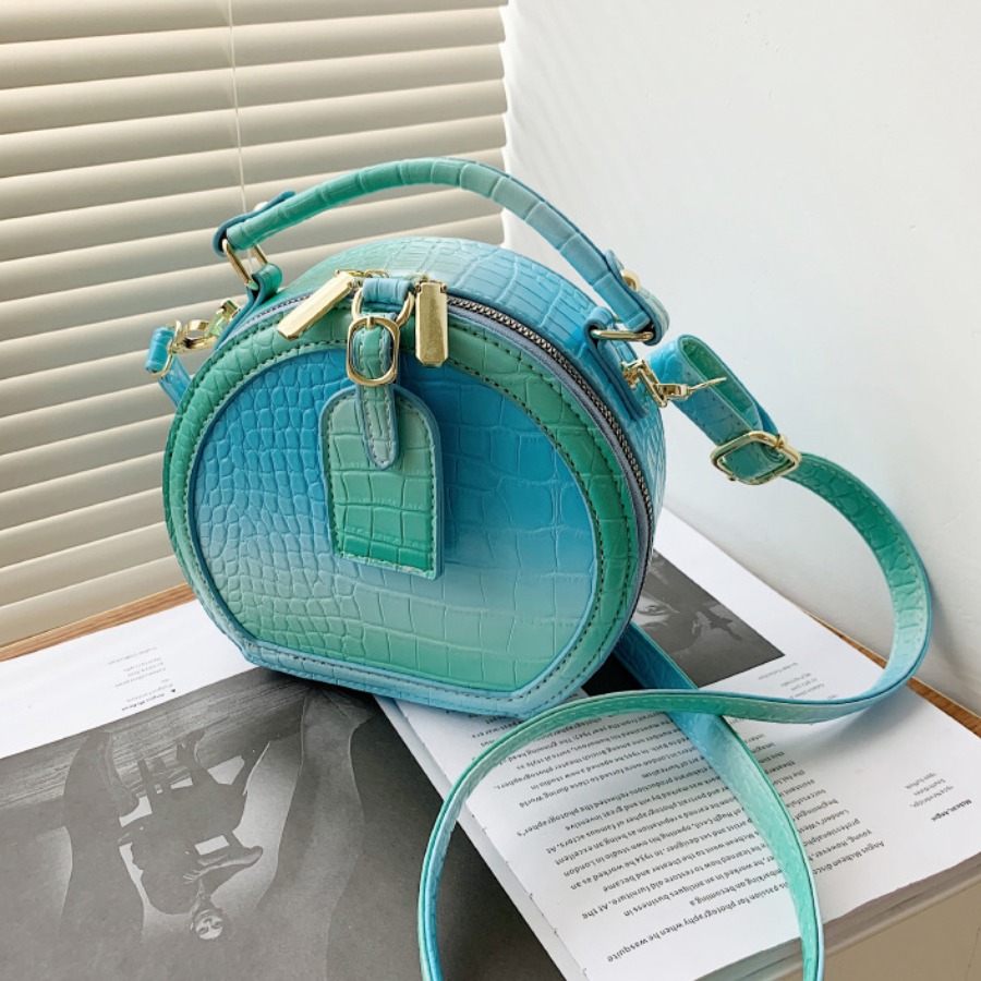 

Lovely Casual Gradient Blue Messenger Bag