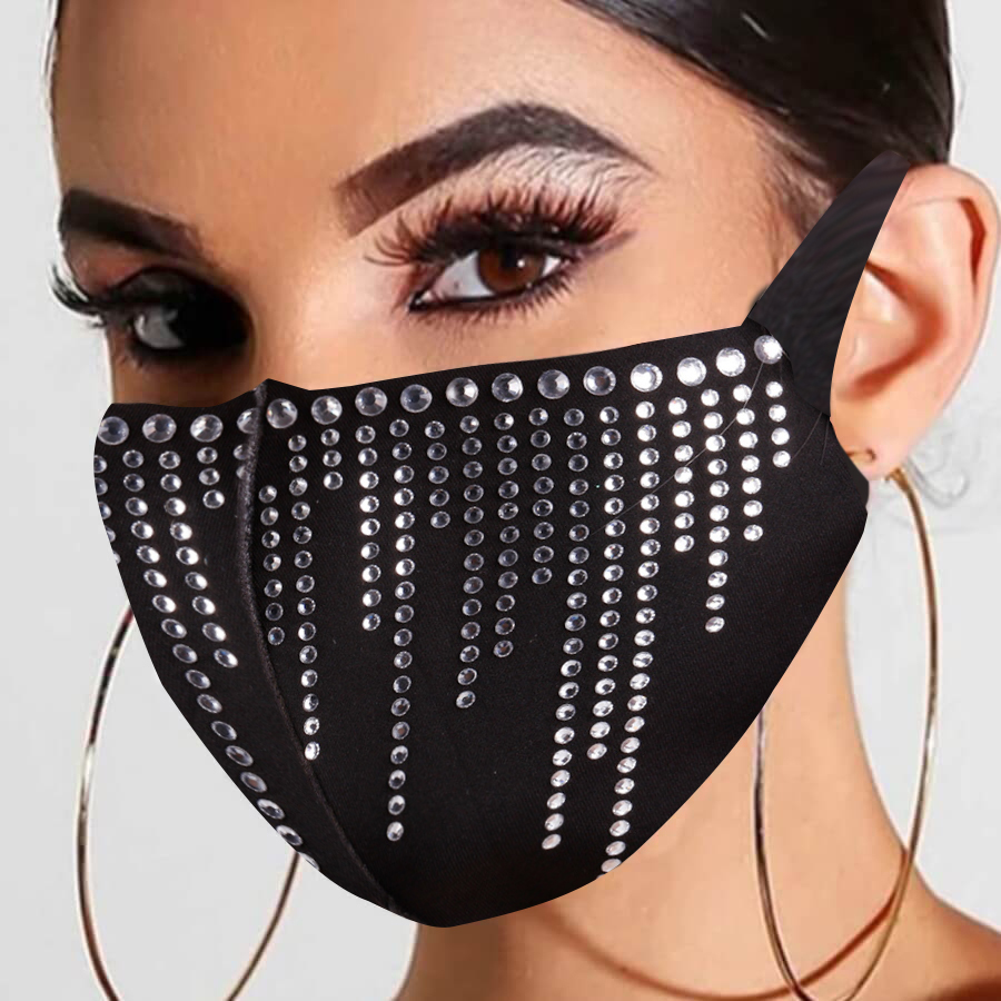 

LW COTTON Street Crystal Decoration Pitch-black Face Mask, Carbon black