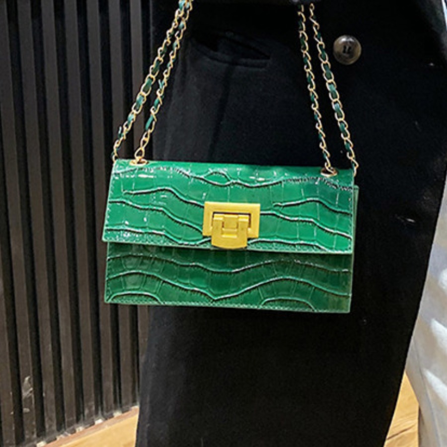 

LW Casual Chain Strap Green Crossbody Bag
