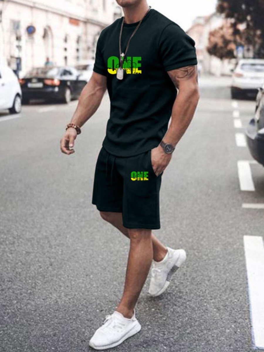

Lovely Men Letter Print Drawstring Two Piece Shorts Set, Black