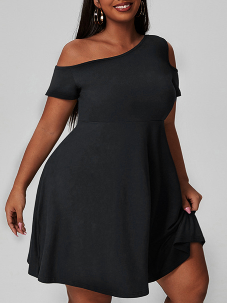 

Lovely Plus Size Boat Neck Hollow-out A Line Dress, Black