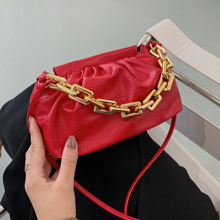 

Lovely Fold Design Chain Strap Crossbody Bag, Red