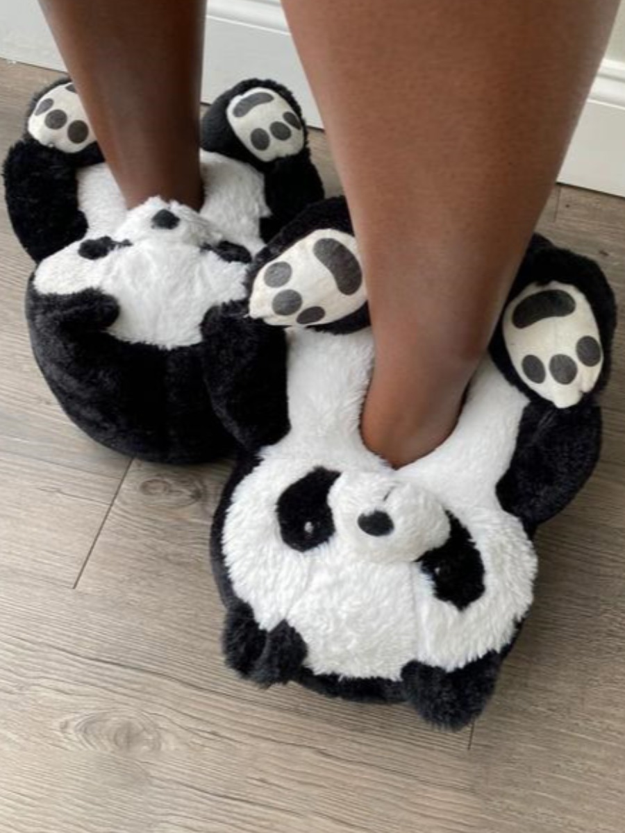 

LW Plush Cartoon Slippers, Black and white