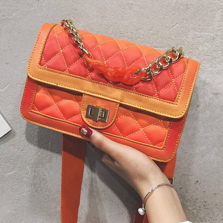 

LW Chain Decoration Adjustable Strap Crossbody Bag, Croci