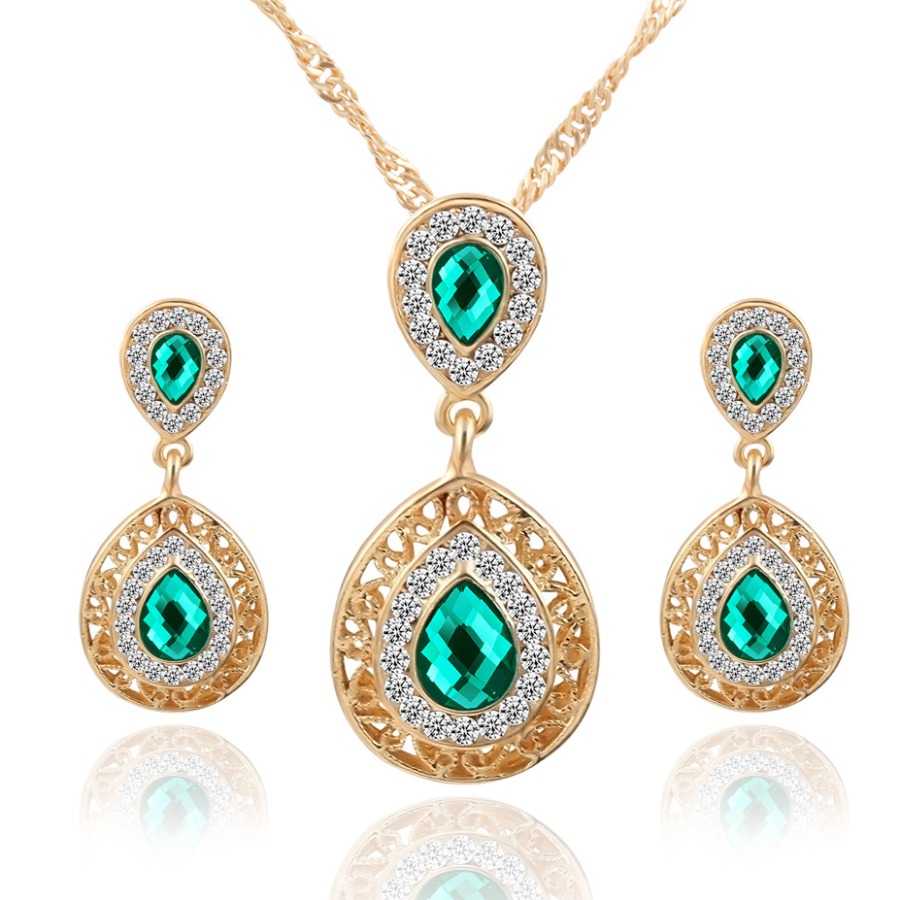 

LW Crystal Decoration Hollow-out Necklace, Green