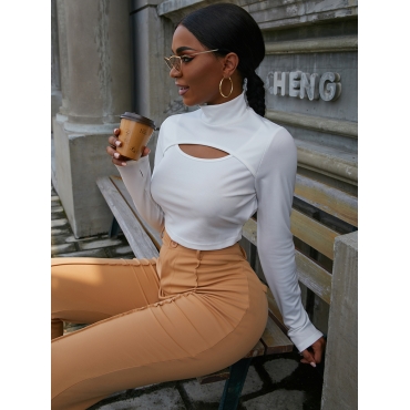 

LW EDGE Turtleneck Hollow-out Blouse, White