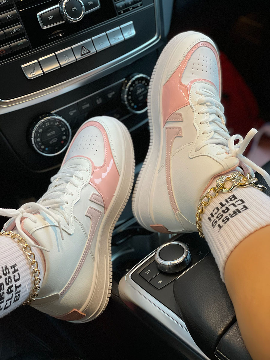 

LW Lace Up Patchwork Sneakers, White