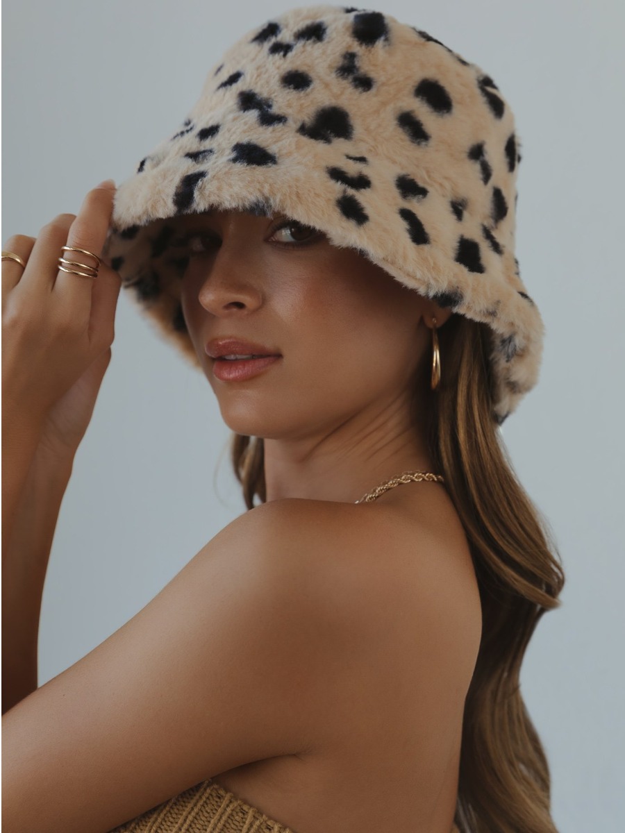 

LW Plush Basic Leopard Print Patchwork Hat, Beige
