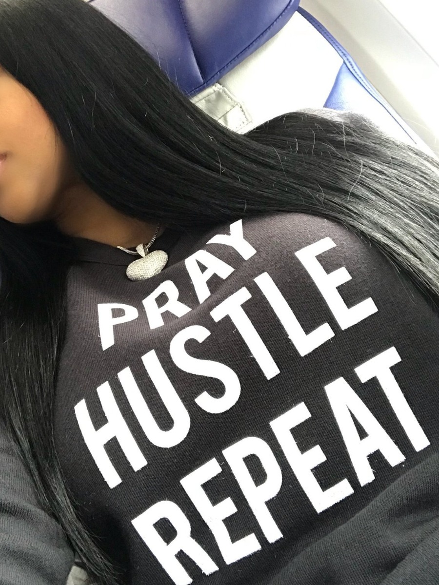 

LW Letter Print Pullover Sweatshirt, Black