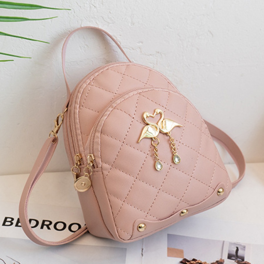 LovelyWholesale Faux Leather Metal Flamingo Decor Backpack All Seasons Casual Metal Decoration Spring Summer 2024