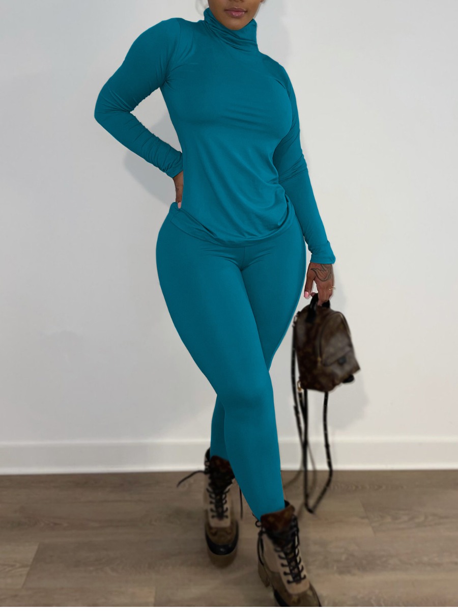 

LW BASICS Turtleneck Skinny Pants Set, Cyan