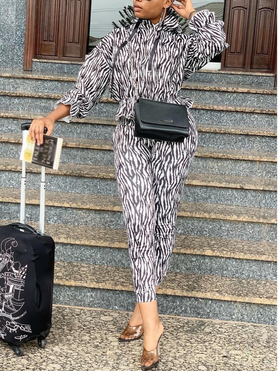 

LW Animal Print Tassel Design Pants Set, Grey