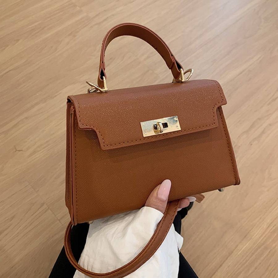 

LW Lockable Messenger Bag, Brown