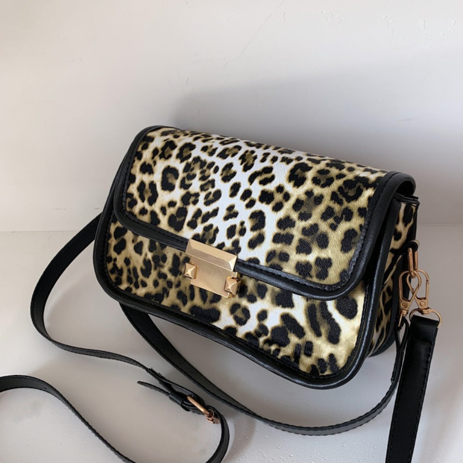 

LW Leopard Print Crossbody Bag, Yellow