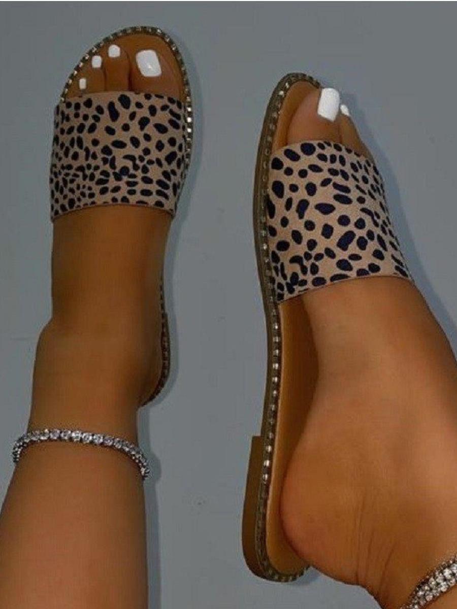 

LW Leopard Print Slippers