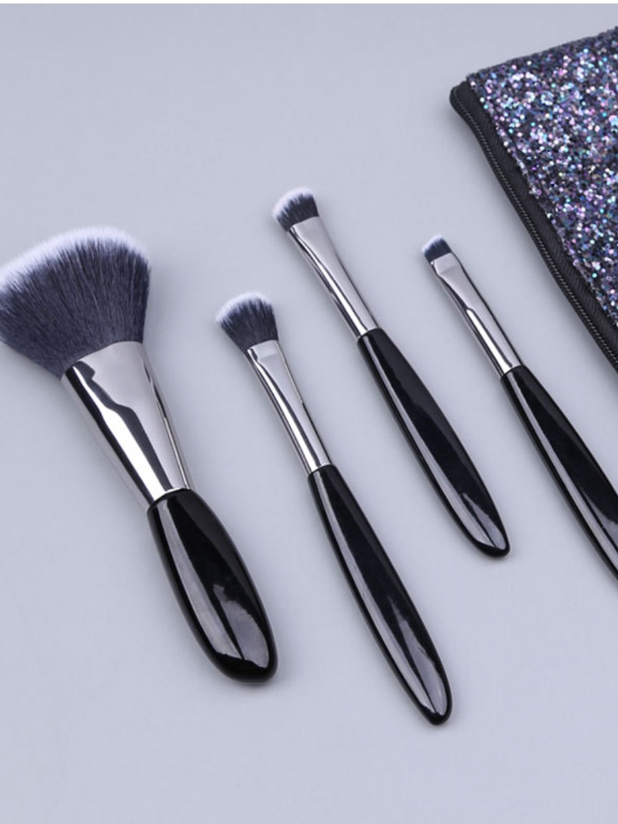 

LW 4-piece Makeup Brushes, Black