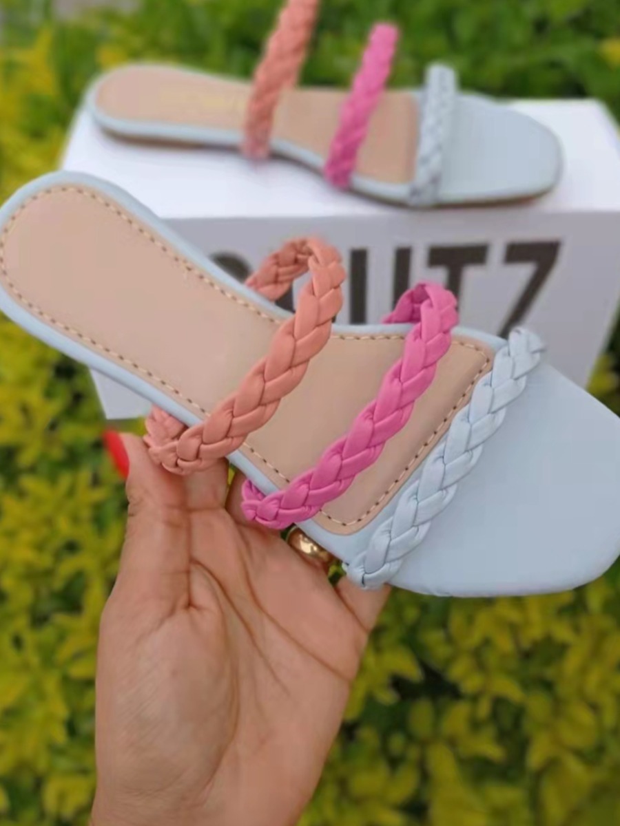 

LW Pointed Toe Braided Strap Slides, White