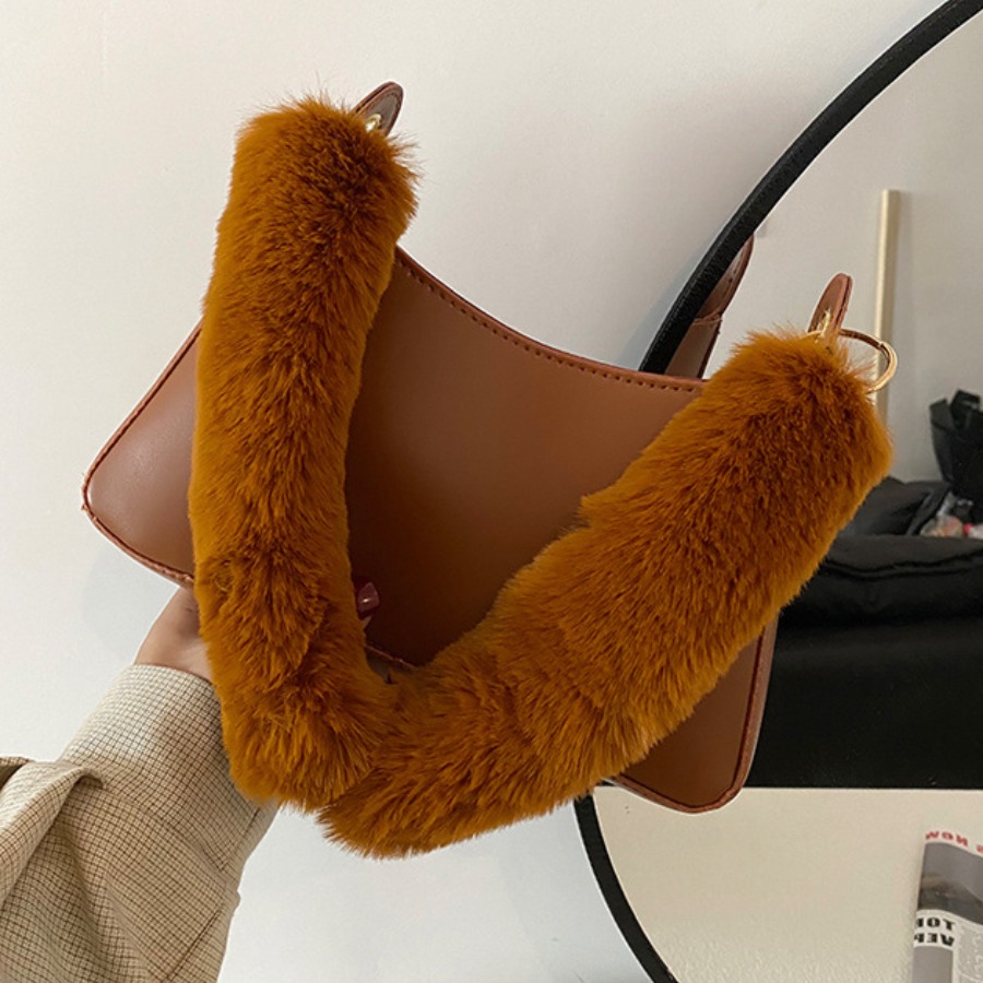 

LW Plush Shoulder Bag, Brown