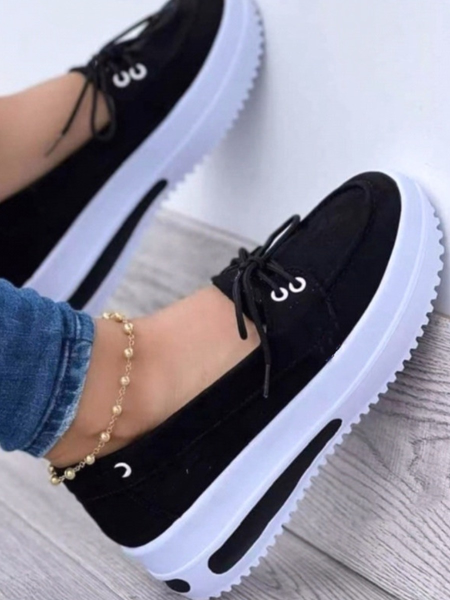 

LW Lace-up Platform Flats, Black