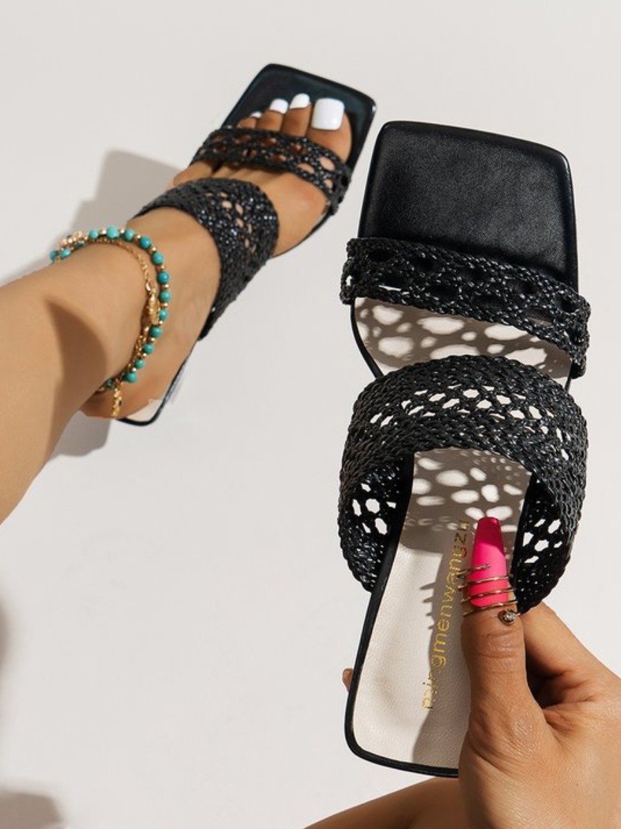 LW Square Toe Cut Out Slides