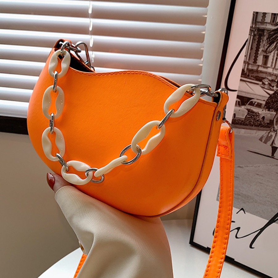 

LW Chain Strap Shoulder Bag, Croci