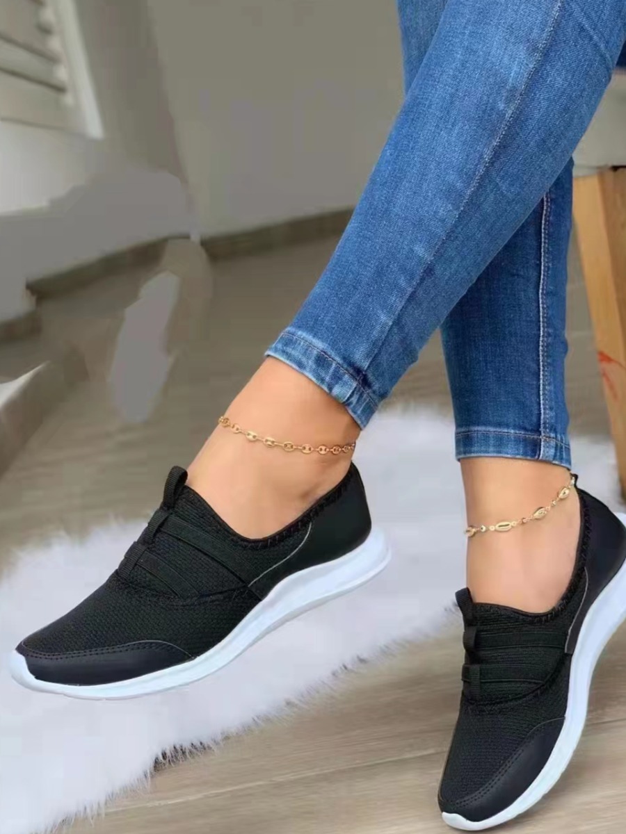LW Pointed Toe Breathable Sneakers