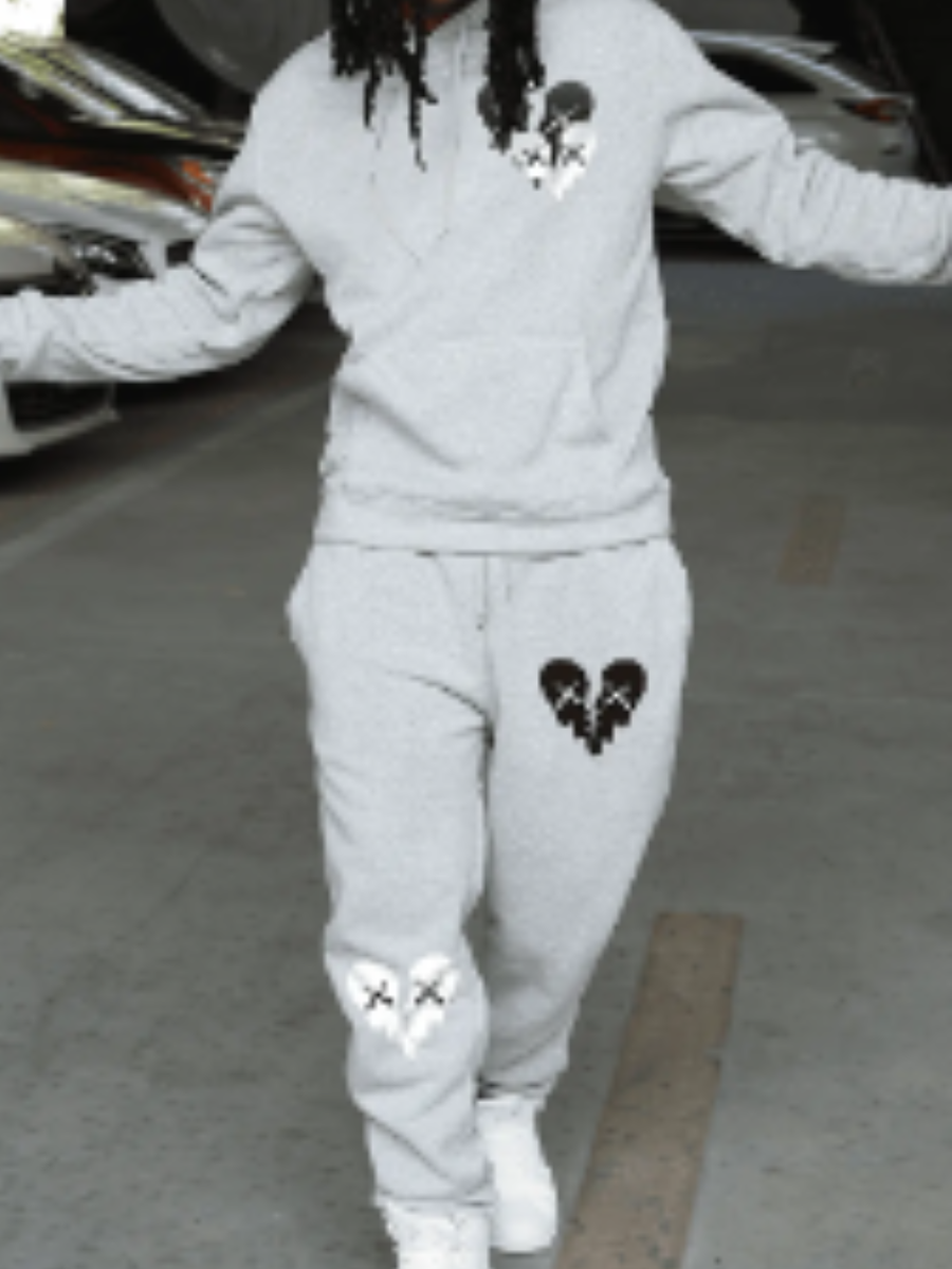 LW Men Broken Heart Print Kangaroo Pocket Tracksuit Set