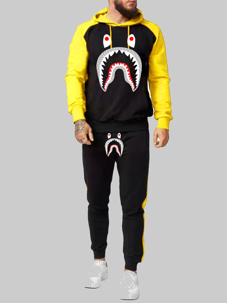 LW Men Fish Mouth Print Kangaroo Pocket Tracksuit Set