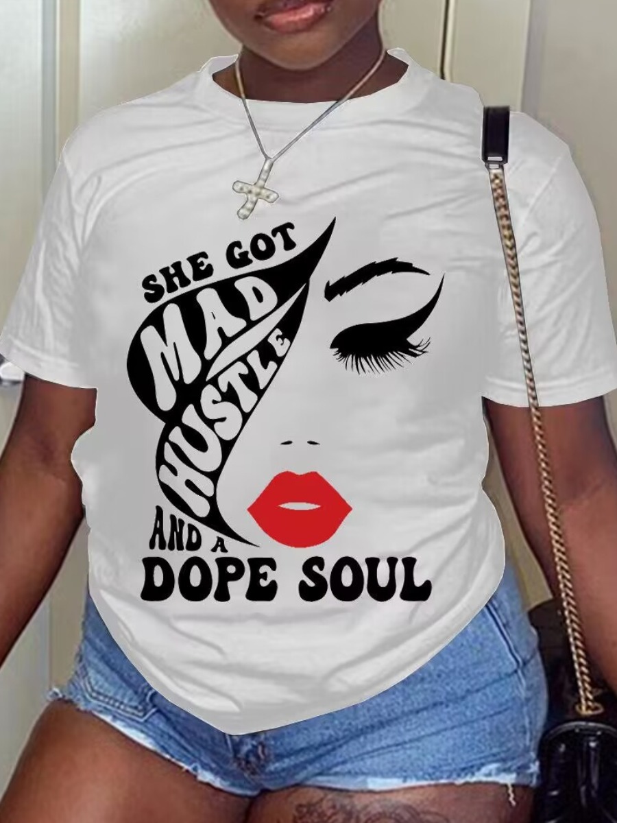 LW Lip Letter Print T-shirt