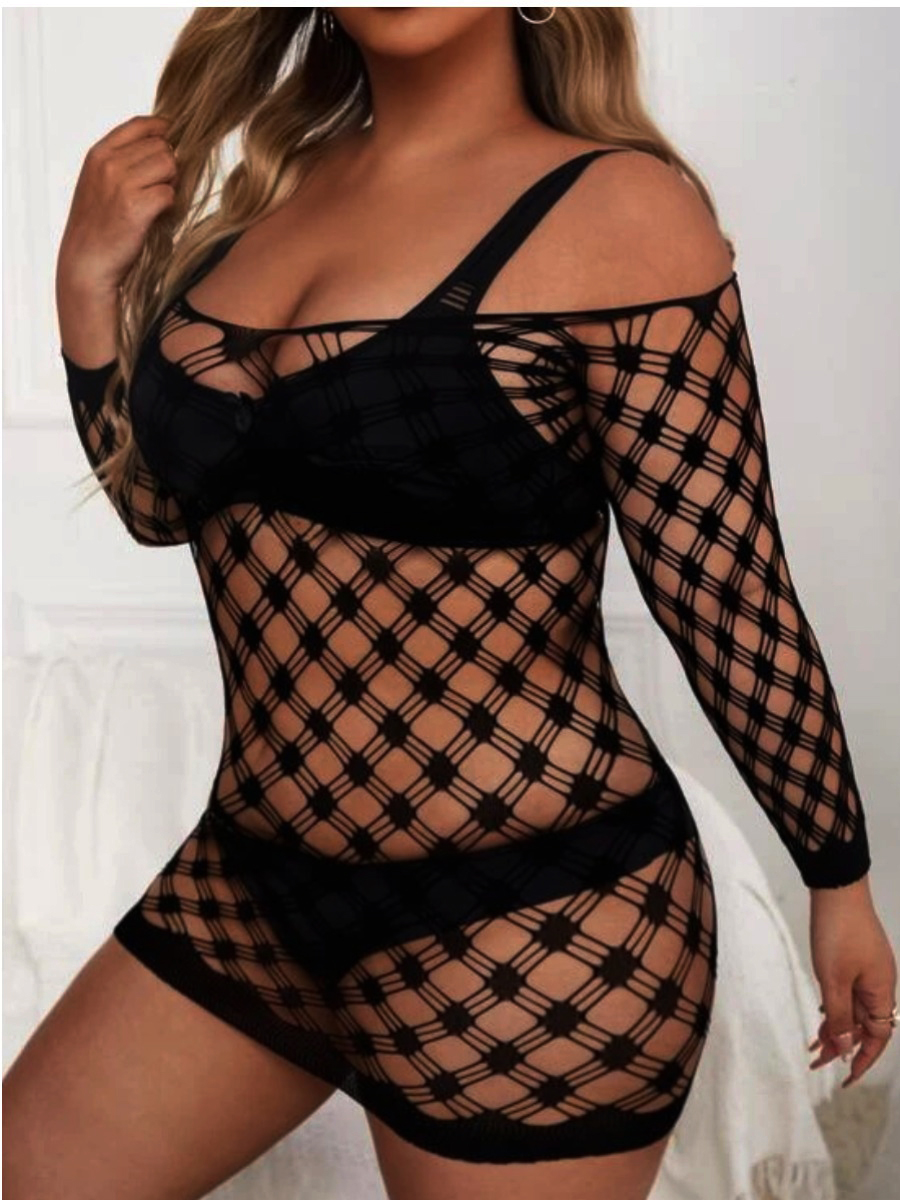 LW SXY Plus Size See Through Pierced Skinny Gown