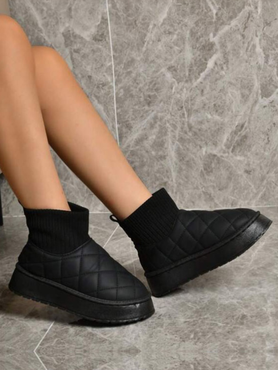 LW Round Toe Plush Booties