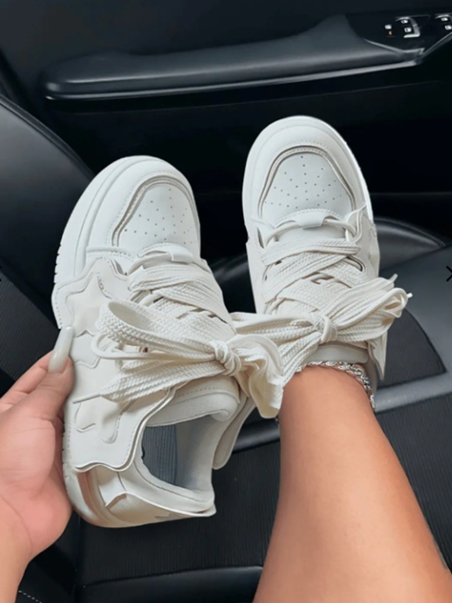LovelyWholesale Round Toe Sneakers All Seasons Casual Bandage Design Spring Summer 2024